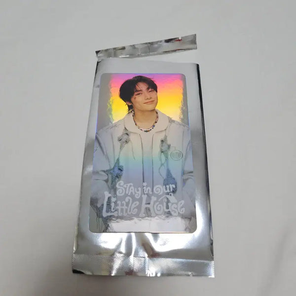 [BUNJANG] Stray Kids I.N Little House Hologram Photocard 6th Fanmeeting MD Trading Card / 스트레이키즈 아이엔 리틀하우스 트레카 트레이딩 카드 홀로그램 포카 6기 팬미팅 엠디 굿즈 little house trading card