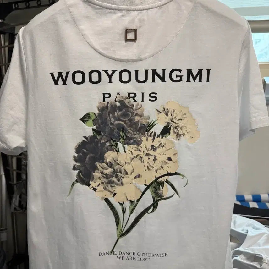 [BUNJANG] Wooyoungmi Flower Short Sleeve T-Shirt White Women's / [40] 우영미 플라워 반팔 화이트 여성용