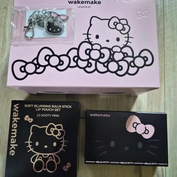 [BUNJANG] WAKEMAKE Hello Kitty Lip & Eye Kit + Lip Pouch Set + Earphone Set (Keyring) / 웨이크메이크 헬로키티 립앤아이키트 + 립 파우치 세트+이어폰세트(키링)+일본메이크업픽서