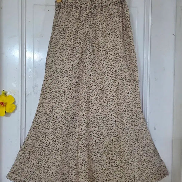 [BUNJANG] Women's Summer Long Skirt with Banding and Zipper / 여름 시원한 고급스러운 핏이이쁜  밴딩  지퍼  롱스커트