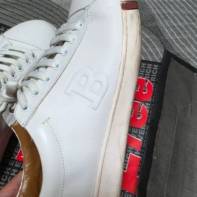 [BUNJANG] Bally Asher Sneakers Leather White / 발리 스니커즈 260