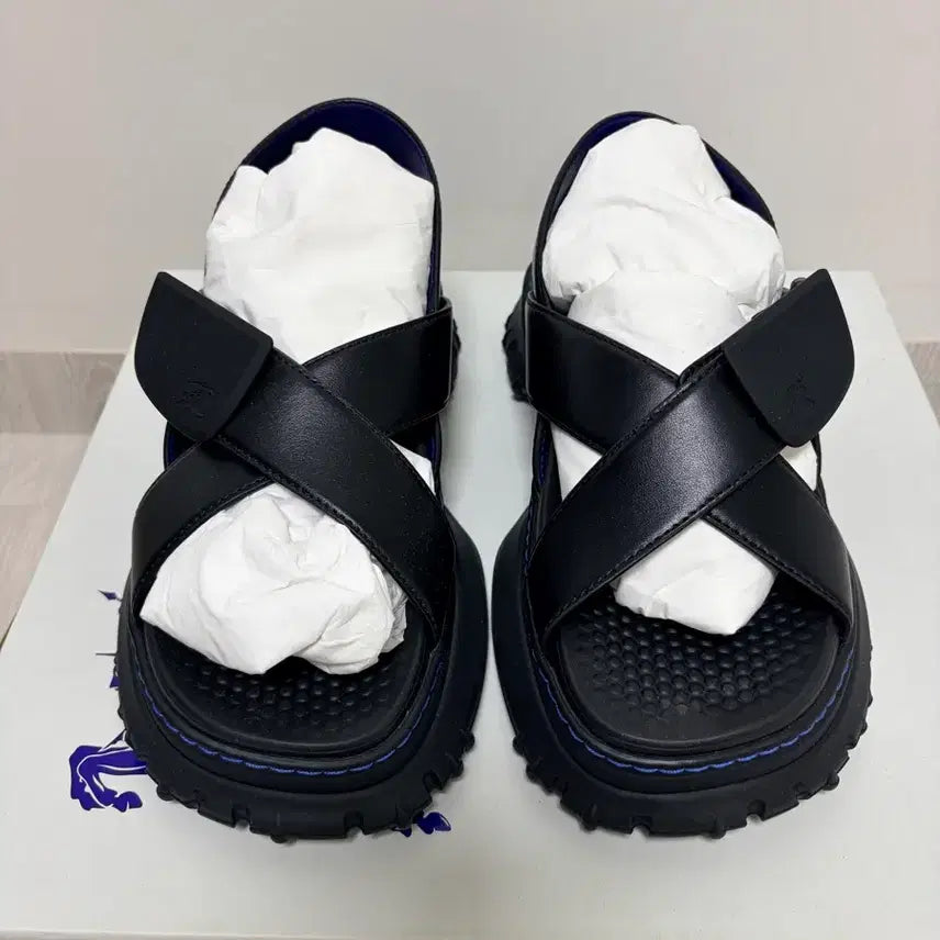 [BUNJANG] Burberry Men's Junk Sandals (Size 40) Authentic New / 버버리 남성 정크 샌들(40사이즈) 정품 새상품