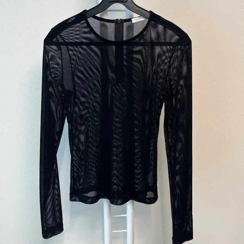 [BUNJANG] MonoHa Black Velvet Top / 모노하 블랙 벨벳탑