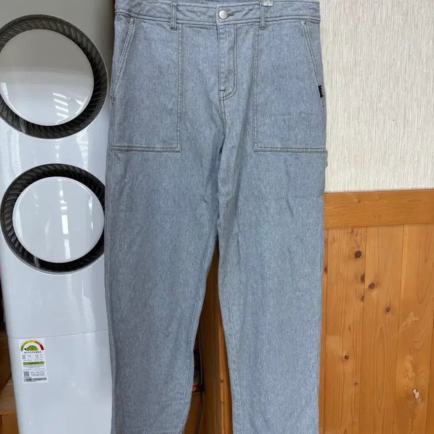 [BUNJANG] Men's Light Wash Denim Jeans - Size 31 / 31 나우 남성 청바지