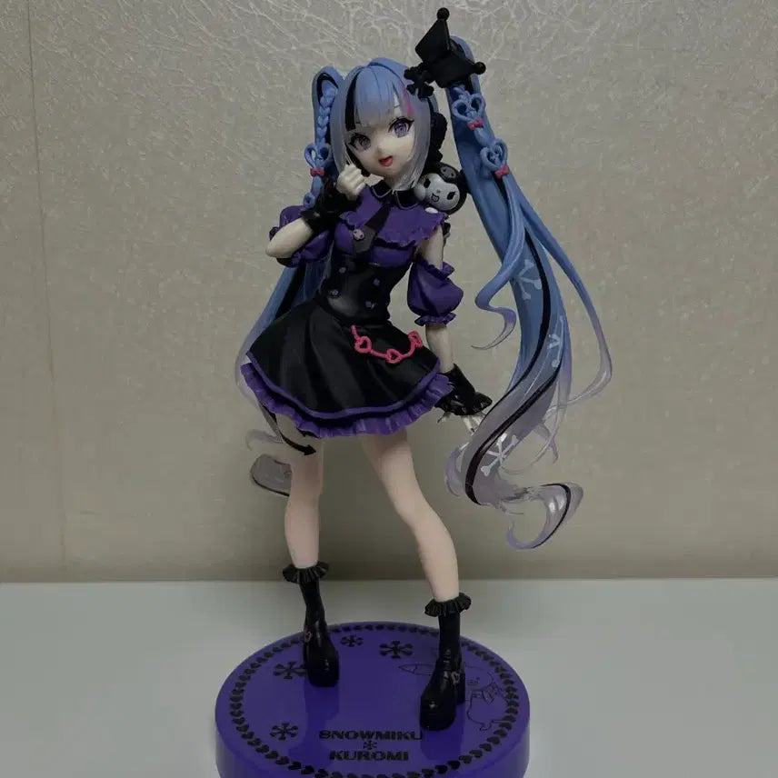 [BUNJANG] Hatsune Miku Snow Miku Kuromi Collaboration Figure / 하츠네미쿠 스노우 유키미쿠 쿠로미 콜라보 피규어