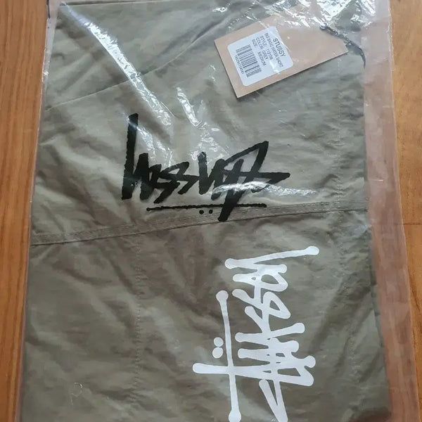 [BUNJANG] Stussy Cargo Shorts Khaki Size M / 스투시 반바지 카키 M