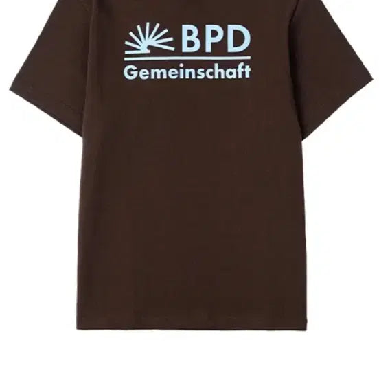 [BUNJANG] Berlin Photobook Distribution Brown Cropped T-Shirt / 베를린포토북디스트리뷰션티셔츠갈색반팔브라운반팔크롭티옷벼룩옷장정리