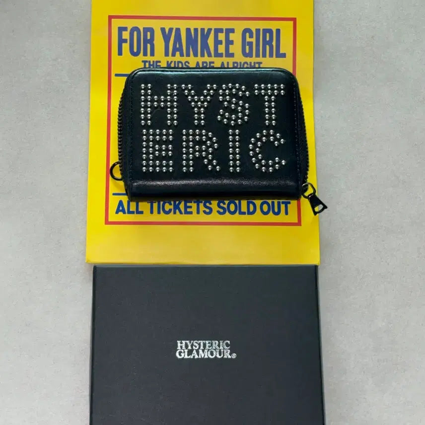 [BUNJANG] Hysteric Glamour Stud Round Wallet Black / 히스테릭글래머 스터드 라운드 월렛 지갑 블랙