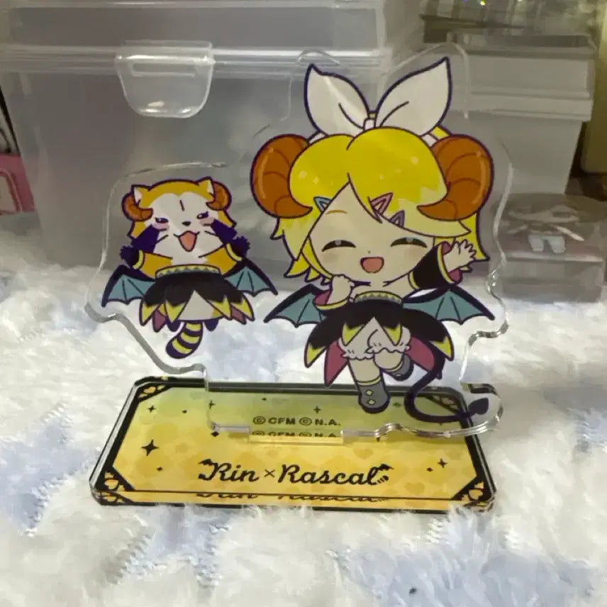 [BUNJANG] Kagamine Rin Mini Acrylic Stand / 카가미네 린 미니 아크릴 팔아요!!