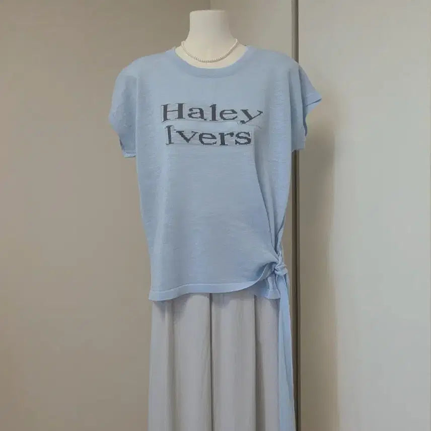 [BUNJANG] Light Blue Asymmetrical Short Sleeve Knit / 반팔 니트  라이트 블루 언발니트