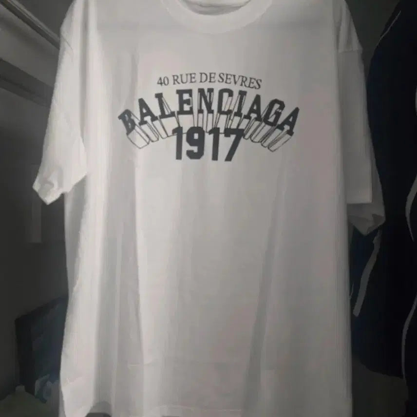 [BUNJANG] White Short Sleeve T-Shirt / (미착용) 보세 반팔티 화이트