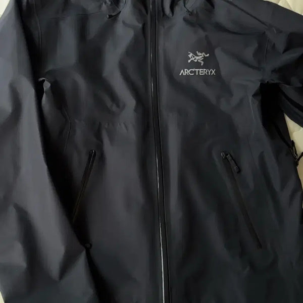 [BUNJANG] Arc'teryx Beta LT Jacket (S) Black Sapphire / 아크테릭스 바람막이 베타LT (s) 블랙 사파이어