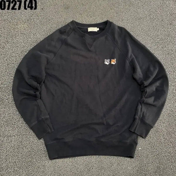 [BUNJANG] Maison Kitsuné Fox Embroidery Sweatshirt Black / 메종키츠네 맨투맨 블랙