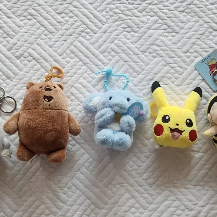 [BUNJANG] We Bare Bears, Pikachu, Crayon Shin-chan, Elephant, Quintessential Quintuplets Character Keychain Set Bundle / (위베어베어스, 피카츄, 짱구, 코끼리, 오둥이) 캐릭터 인형 키링세트 일괄판매 합니다!