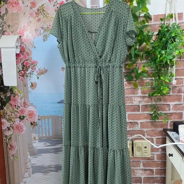 [BUNJANG] Sleeveless Polka Dot Long Dress / 캡소매 도트 원피스