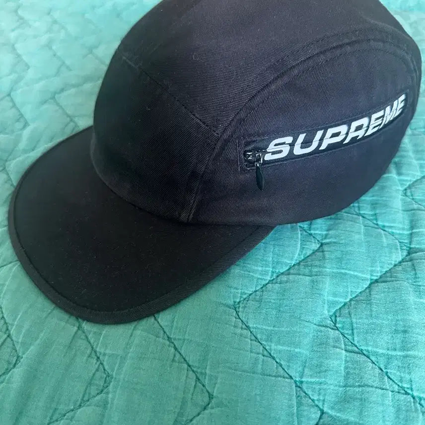 [BUNJANG] Supreme Side Zip Camp Cap Black / 슈프림 사이드 집 캠프캡 블랙 - 26SS