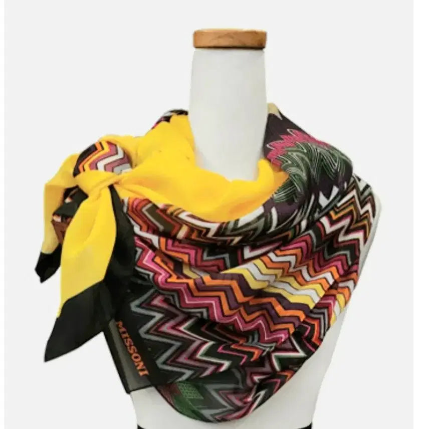 [BUNJANG] Missoni Illuso Silk Scarf / 미쏘니 일루쏘 실크 스카프