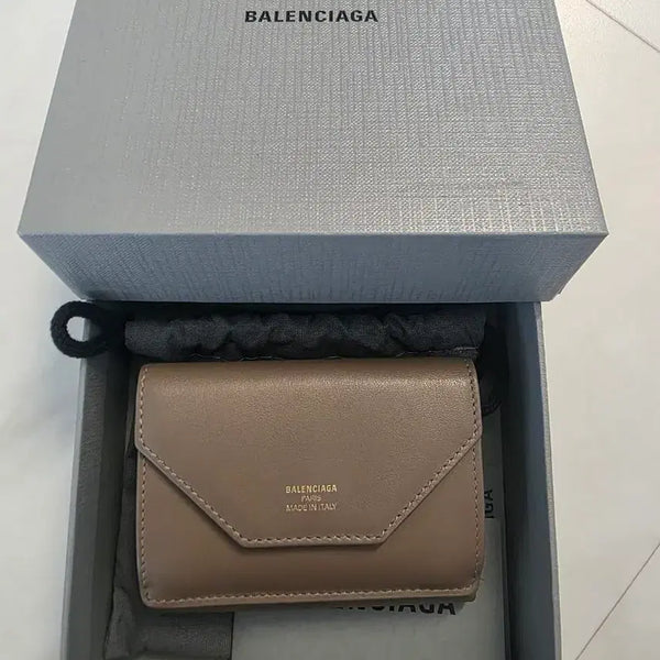[BUNJANG] Balenciaga Envelope Trifold Wallet / 발렌시아가 엔벨로프 3단 반지갑
