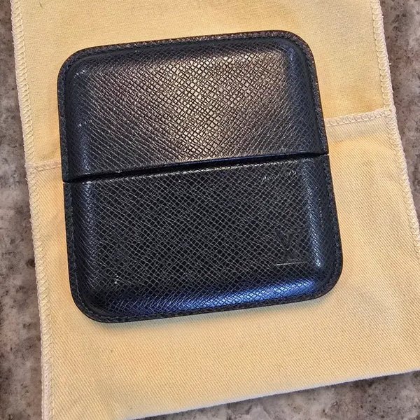 [BUNJANG] Louis Vuitton Taiga Epicea Mini Cigarette Case Pouch / [정품] 루이비통 타이가 에피세아 미니 시가렛 케이스 파우치