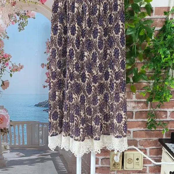 [BUNJANG] Naninggu Floral Print Lace Trim Maxi Skirt / 난닝구 롱스커트