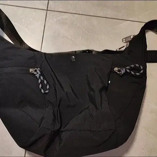 [BUNJANG] Unused Black Nylon Crossbody Bag / (미사용) 블랙 나일론 크로스백