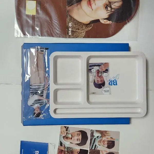 [BUNJANG] Byun Woo Seok Baskin Robbins Photocard, Tray, Standee Bundle Set / 21세기대군부인 변우석 배스킨라빈스 배라 포카 트레이 백월 포토카드