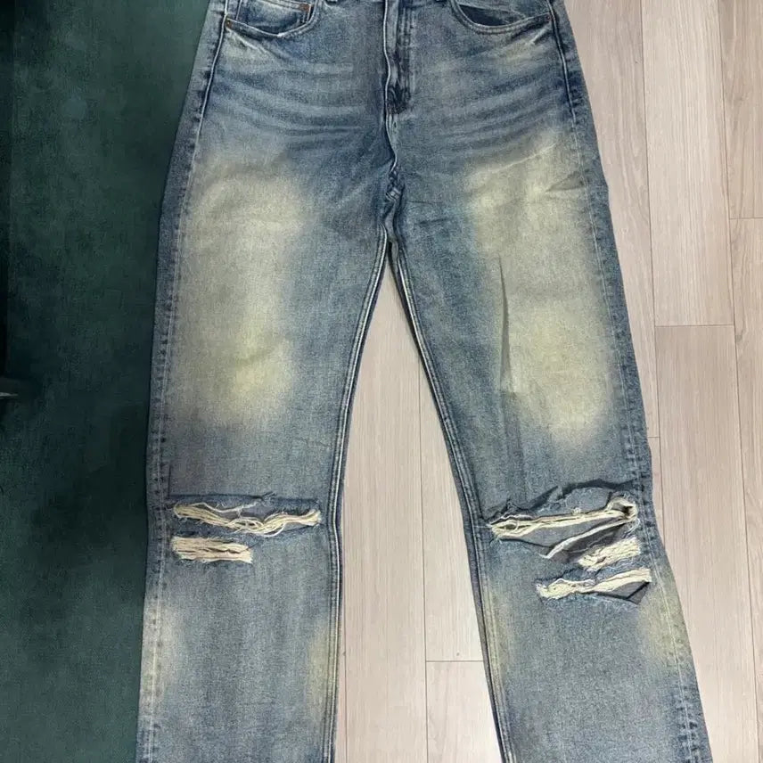[BUNJANG] Recto Destroyed Loose Fit Denim Jeans / RECTO 디스트로이트 루즈핏 데님