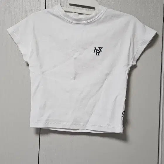 [BUNJANG] HAKNBE Crop T-Shirt White / 하크앤비 크롭 티셔츠 화이트