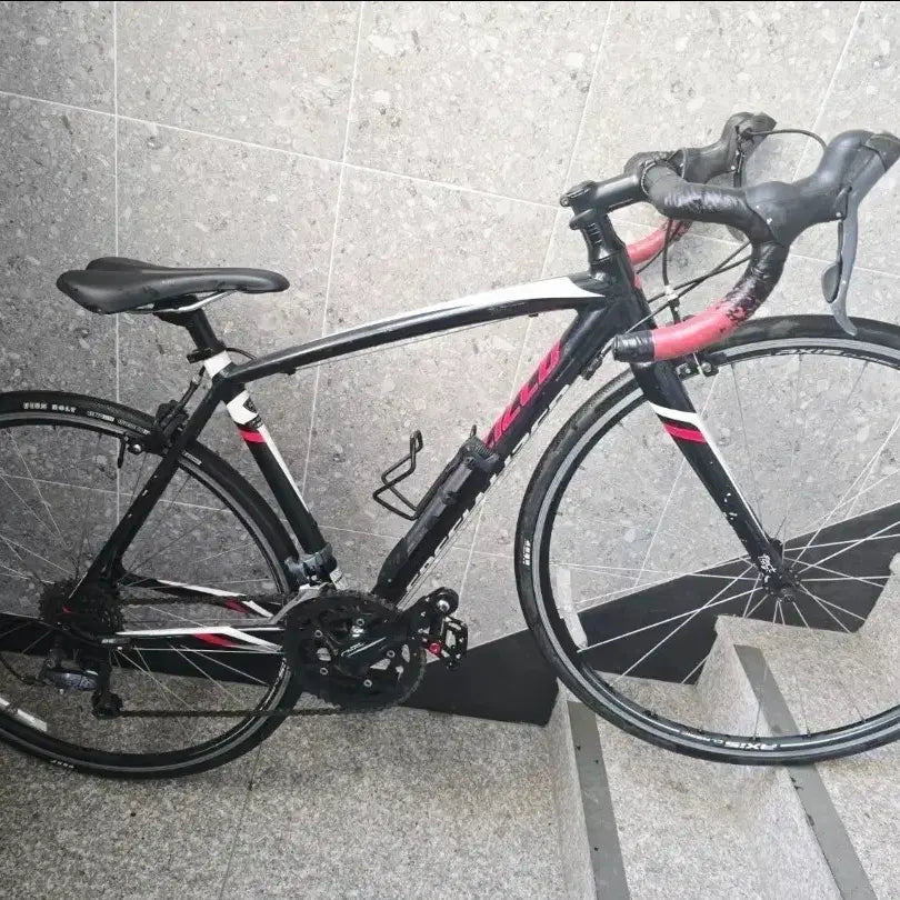 [BUNJANG] Specialized Allez E5 49cm Road Bicycle / 브페셜라이즈드 알레E5 49사이즈 팔아요