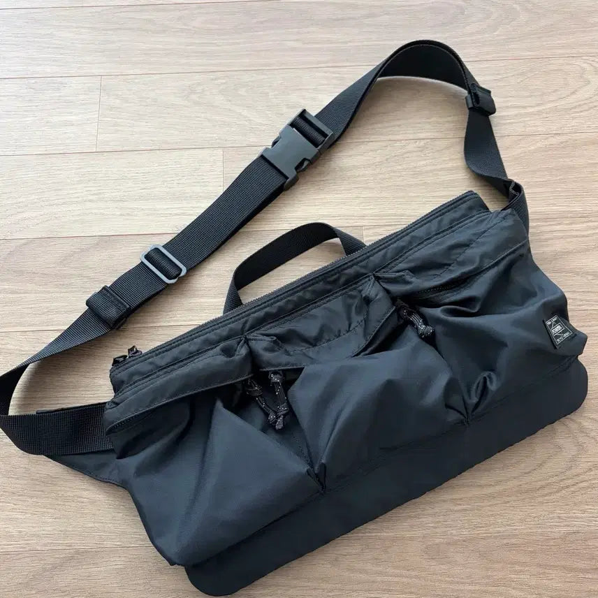 [BUNJANG] Yoshida Porter Force Waist Bag Black / 요시다 포터 포스 웨이스트 백 블랙