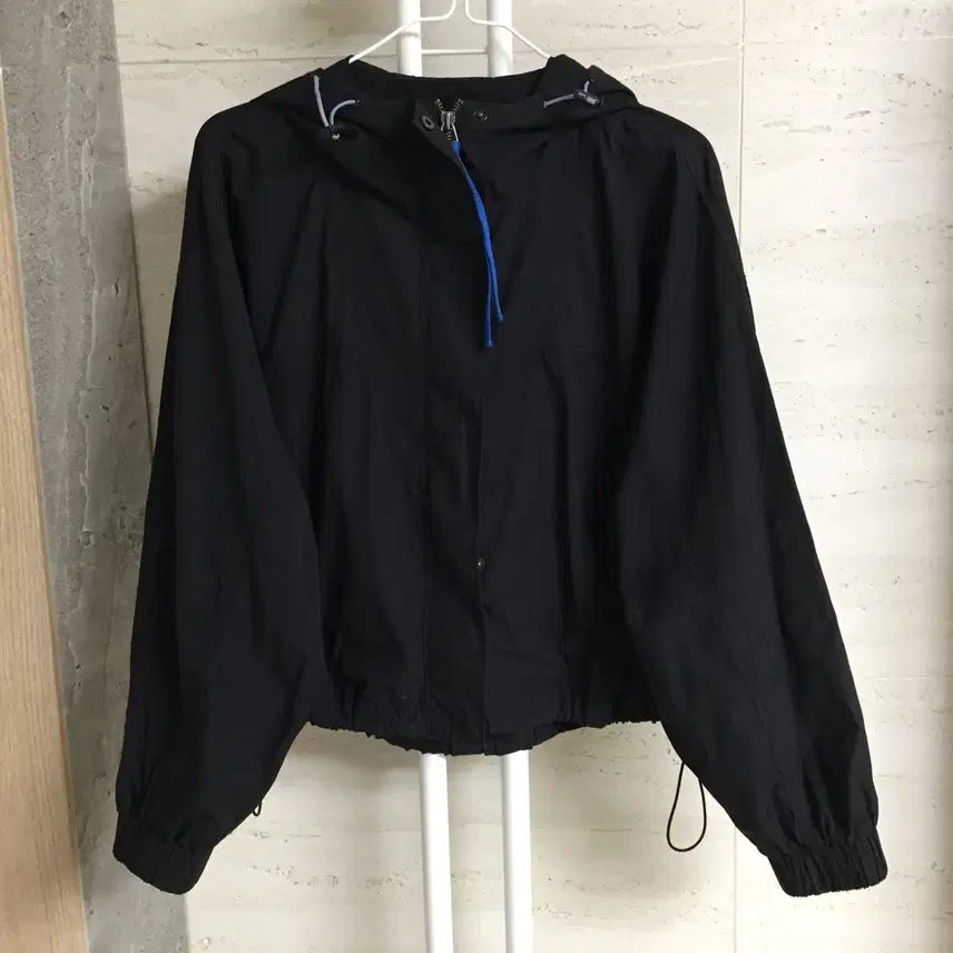 [BUNJANG] Studio Tomboy 23 Hoodie Windbreaker Jacket / 스튜디오톰보이 23 후드 바람막이 자켓 free