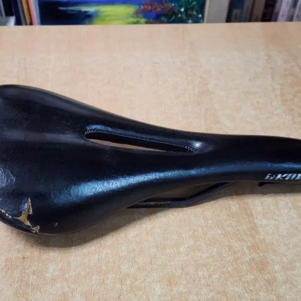[BUNJANG] Unknown Saddle / 언노운 안장 판매합니다