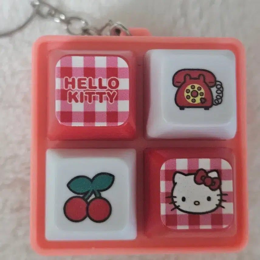 [BUNJANG] Sanrio Hello Kitty Keycap Keychain / [판매] 산리오 헬로키티 키캡 키링