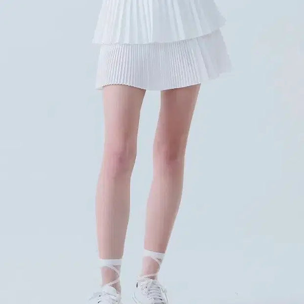 [BUNJANG] Loduar Layered Asymmetrical Pleated Skirt White / 로드로아르 | 레이어드 언발 플리츠 스커트 WHITE