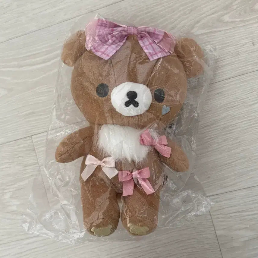 [BUNJANG] San-X Rilakkuma Makeup Ribbon Kogumata Mascot Doll (Sealed) / 미개봉 새상품 산엑스 리락쿠마 메이크업 리본 차이로이 코구마 마스코트 인형