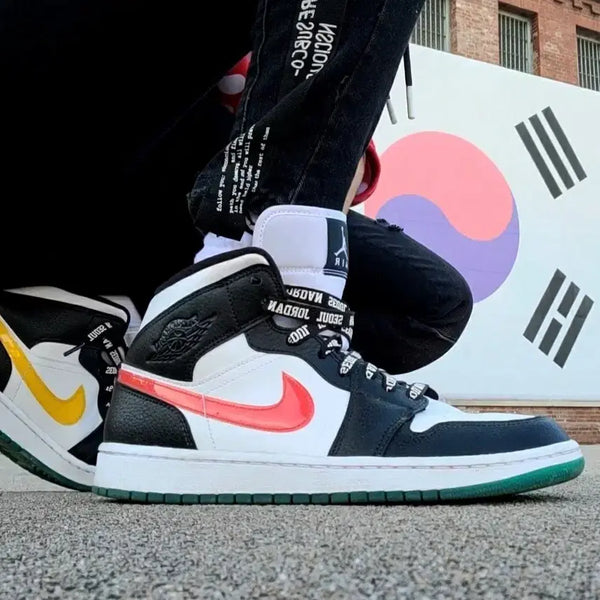 [BUNJANG] Nike Air Jordan 1 Mid Alternate Swoosh BQ6472-063 / 나이키 에어 조던 1 미드 '얼터네이트 스우시 240