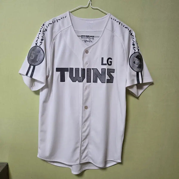 [BUNJANG] LG Twins Hong Chang-gi Player Uniform / LG트윈스 홍창기 플레이어유니폼 판매합니다