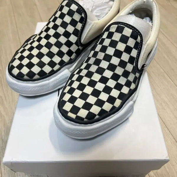 [BUNJANG] Mihara Yasuhiro x Vans Checkerboard Slip-On Shoes / [상태좋음] 미하라야스히로 반스 체커 슬립온 40