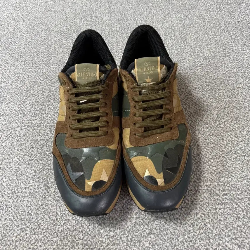 [BUNJANG] Valentino Rockstud Camouflage Sneakers / [정가 120만원] 발렌티노 락스터드 스니커즈 270-275