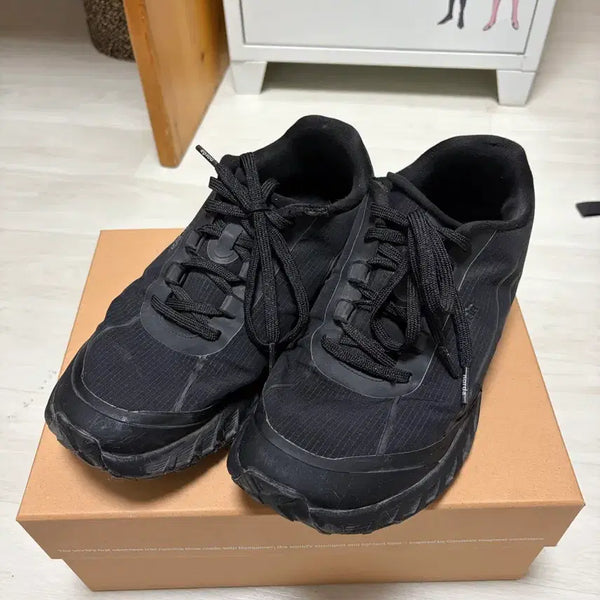 [BUNJANG] Norda 002 Sneakers (Size 275) / 노다 norda 002 275