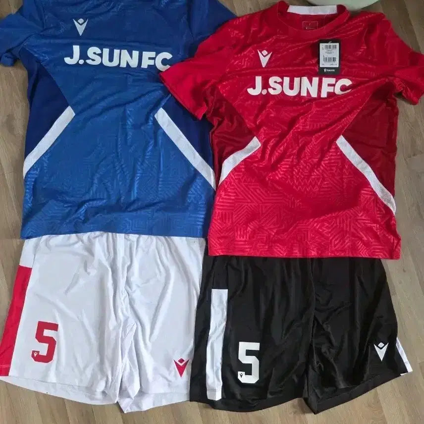 [BUNJANG] Marathon U18 Football Club Jersey Set - Blue Top & White Pants (Size L) / 가격제안 환영) 경기 JSUN FC U18 축구부 유니폼