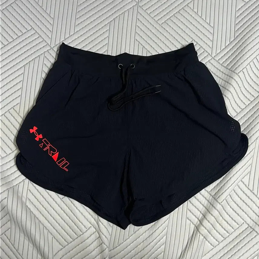 [BUNJANG] Under Armour Women's Running Shorts M Training Athletic Track Pants / 언더아머 여성 런닝쇼츠 M 트레이닝복 운동복 러닝 트랙팬츠