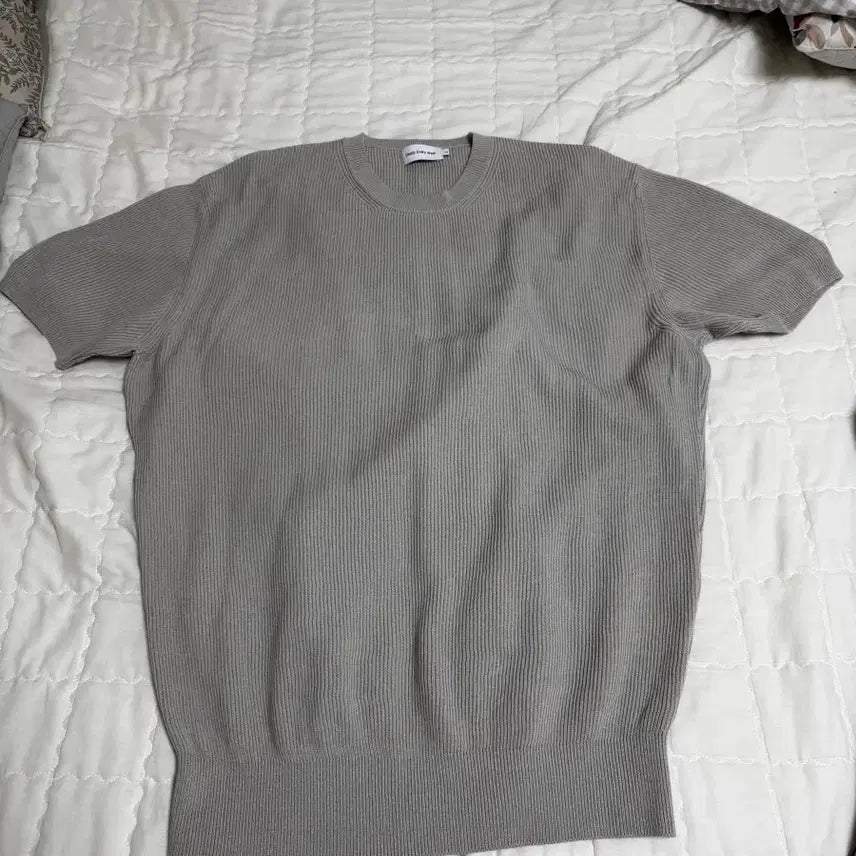 [BUNJANG] SteadyEverywear Light Rib Round Short Sleeve Knit (Stone) Size 2 / [옷장정리] 스테디에브리웨어 라이트 립 라운드 반팔 니트 (스톤) 2 Size
