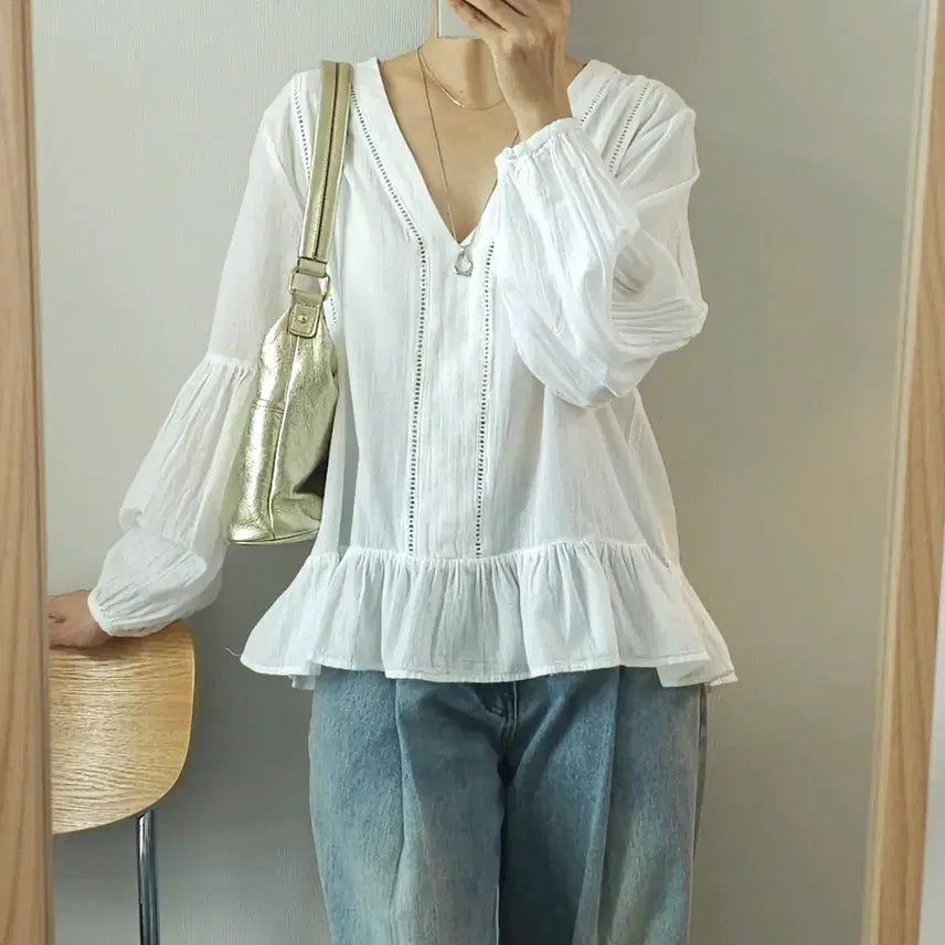 [BUNJANG] GAP Women's Long Sleeve V-Neck Cotton Blouse with Frill Detail / (M)GAP 여성 긴팔 브이넥 코튼 블라우스
