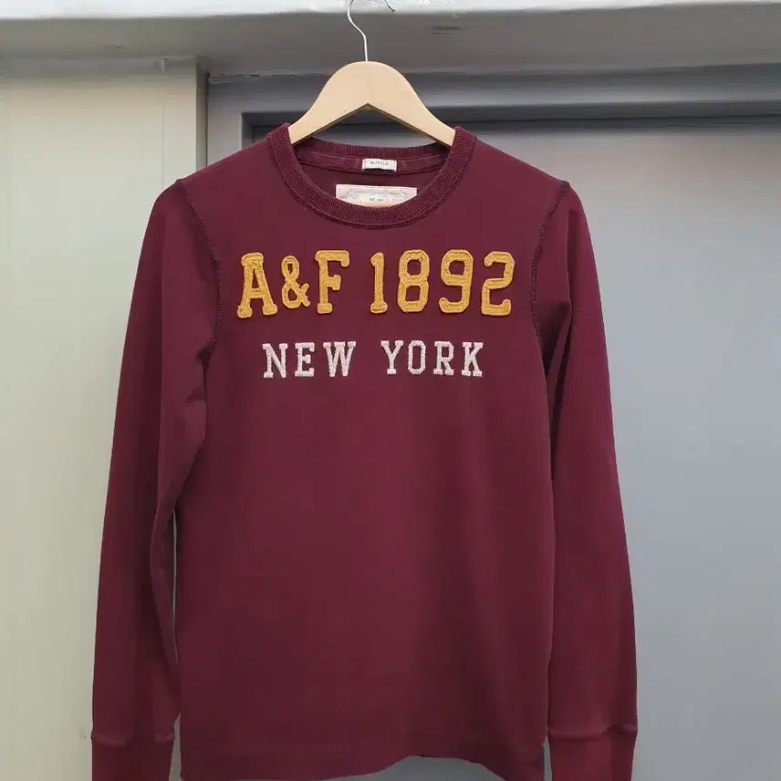 [BUNJANG] Abercrombie & Fitch Long Sleeve T-Shirt Size S / 아베크롬비 긴팔 티셔츠 S