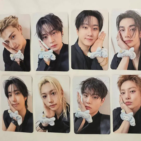 [BUNJANG] Stray Kids 'Run It' Concert Entrance Kit Photocard OT8 + Fan / 스키즈 run it 7/25 입장키트 포카ot8 + 부채 양도합니다
