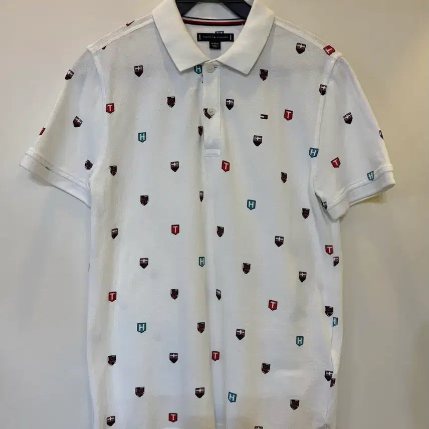 [BUNJANG] Tommy Hilfiger White Emblem Polo T-Shirt / 타미힐피거 화이트 엠블럼 카라티 164(44)