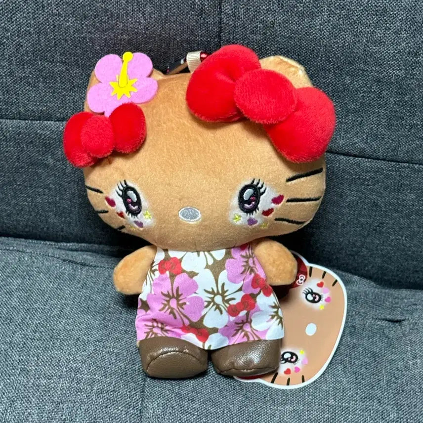 [BUNJANG] Hello Kitty Hawaii Limited Edition Flower Keychain Pouch / 헬로키티 하와이 한정 플라워 키링 파우치