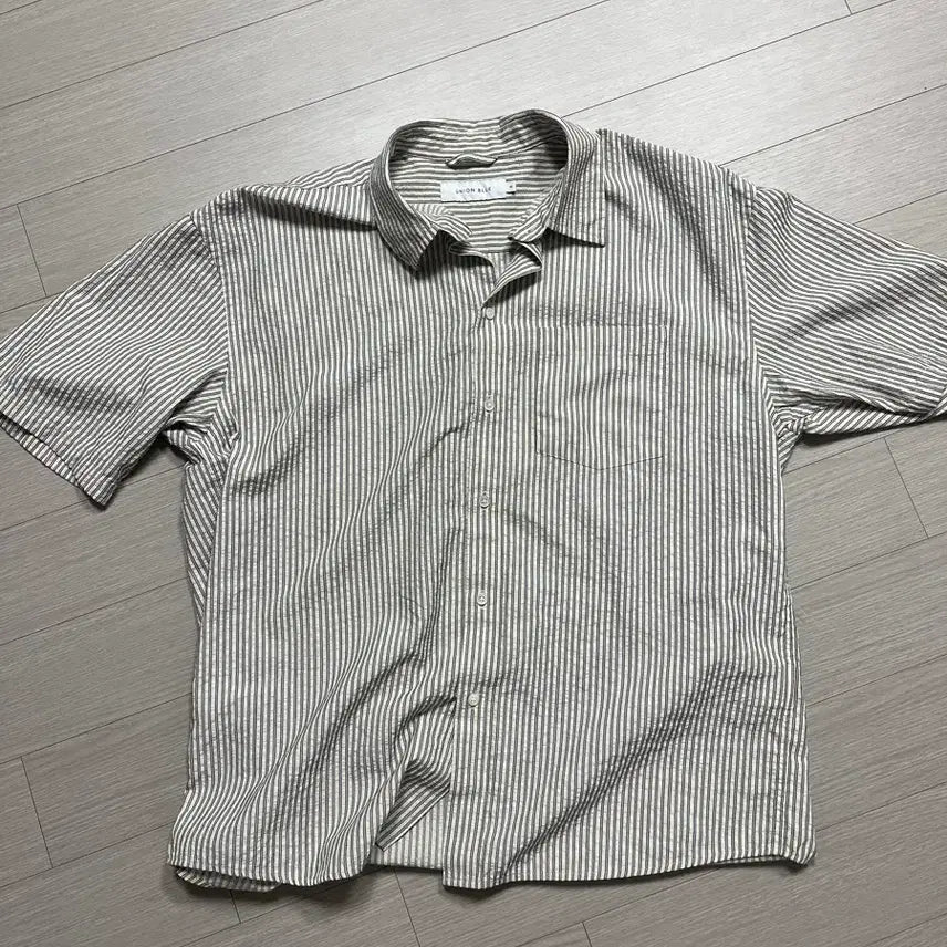 [BUNJANG] Union Blue Seersucker Laundry Stripe Ivory Shirt / (오늘만)유니온블루 시어서커 런드리 스트라이프 아이보리 셔츠