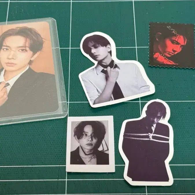 [BUNJANG] Jay (Heeseung) Bundle Set Photocard, Unofficial Sticker, Album Proof Photo / 에반(희승) 포카, 비공굿 스티커, 앨범증사 일괄양도